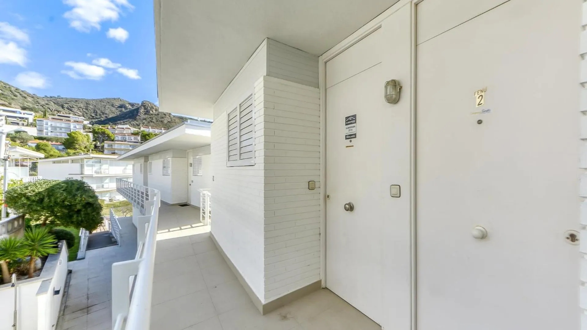 Apartment In Nature Montjoi 西班牙